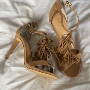 Women’s shoes